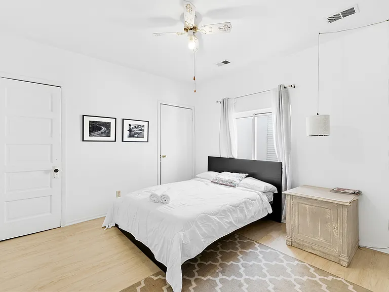 854 N High St #H — Photo 7