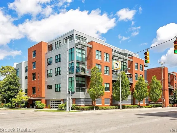 100 N Center St, Royal Oak, MI