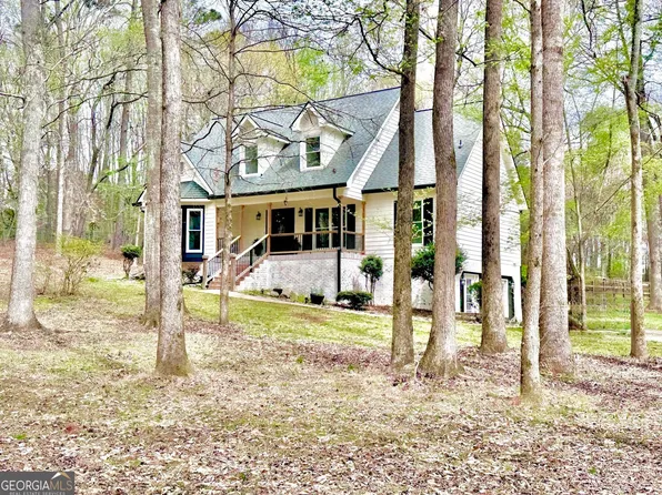 428 Deer Creek Trl, Hoschton, GA 30548