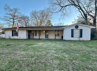 105 S Lillian St, Wells, TX 75976