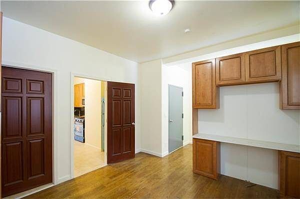 1st image of 1884 Park Ave APT 3