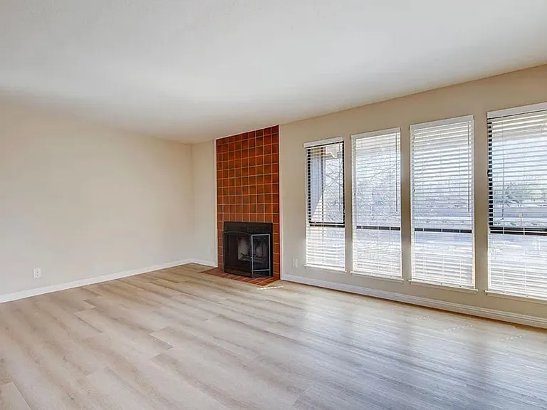 2415 Horizon Ln #129 — Photo 5