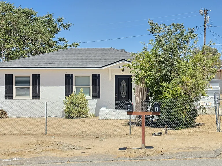 7424 Borrego Trl #A — Photo 1