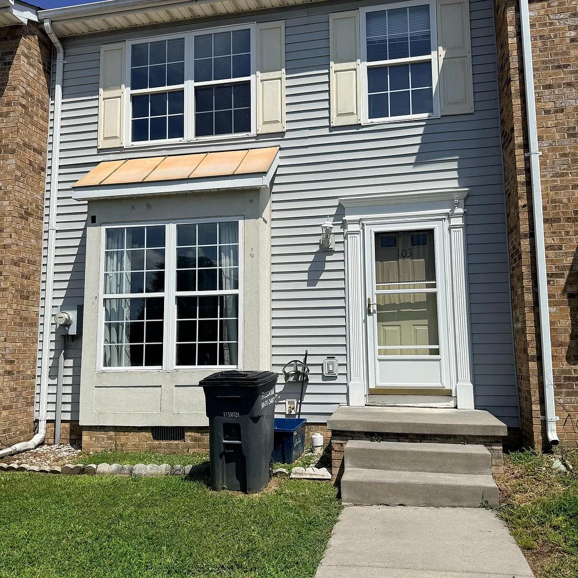 3 bed, 2.0 bath, 1214 sqft, $1,650 — Photo 2