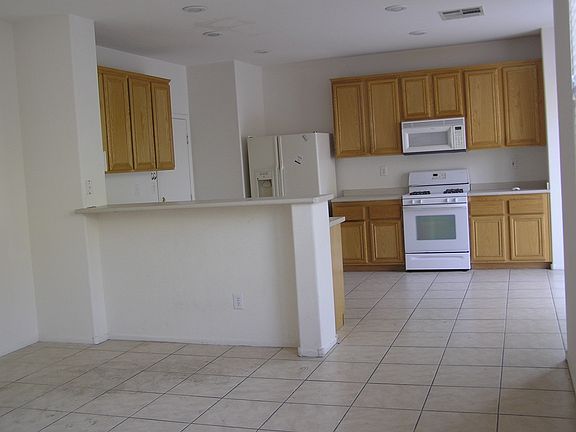 3rd image of 6231 Demille Ct