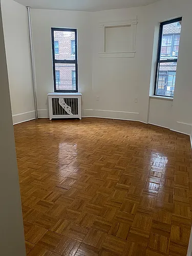 815 Ocean Ave #2B Photo 1