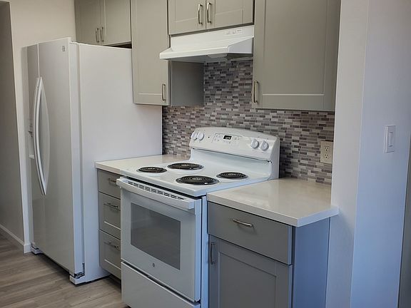 3rd image of 333 Orange Ave Unit 15