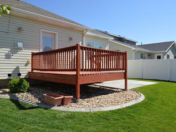 3rd image of 5790 La Quinta Dr