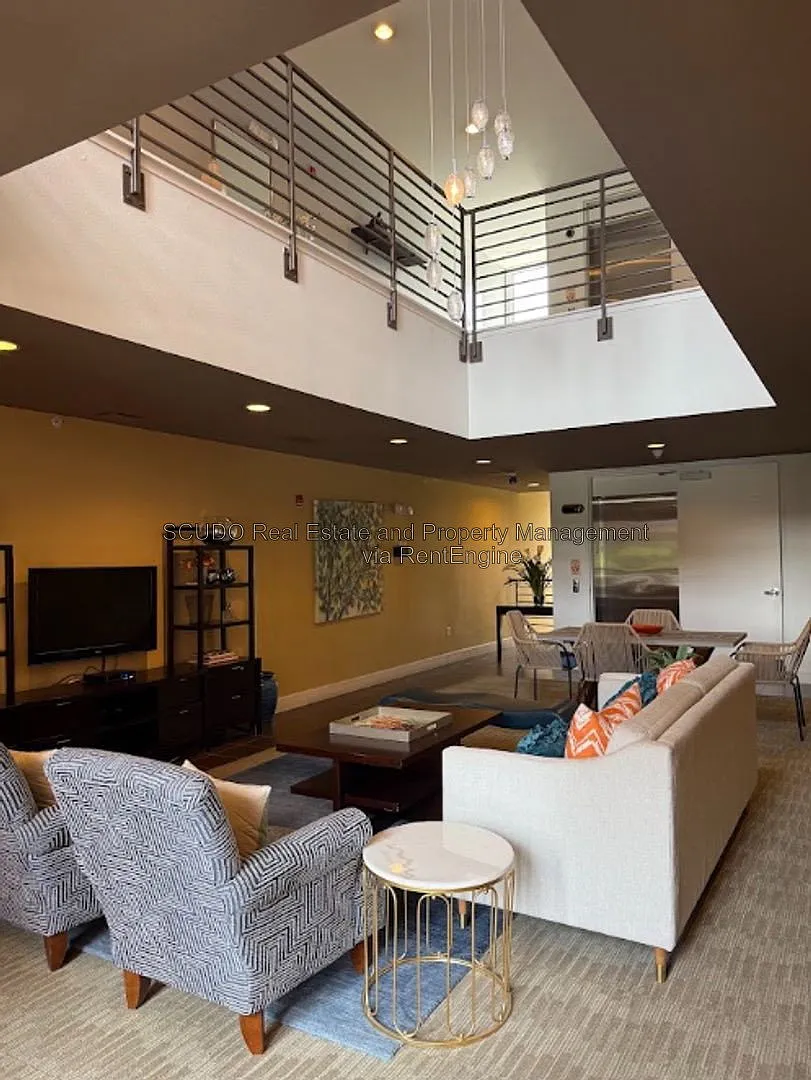 2 bed, 2.0 bath, 1210 sqft, $2,750 — Photo 4