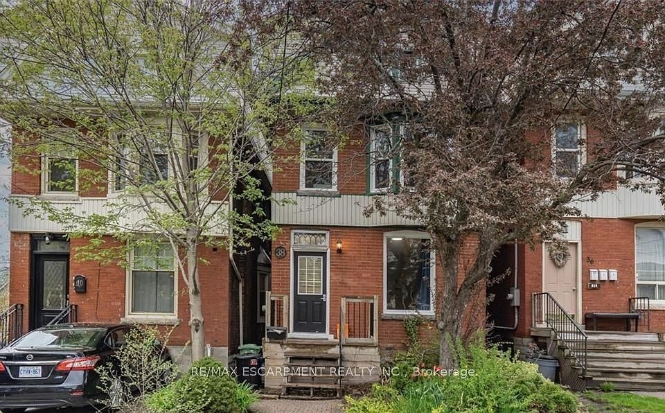 1st image of 38 Inchbury St #3