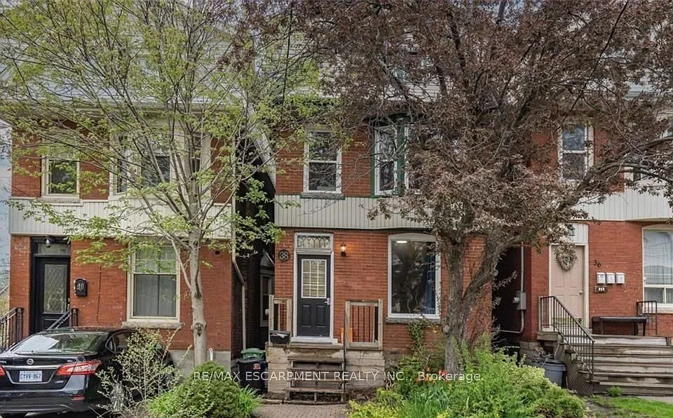 38 Inchbury St #3