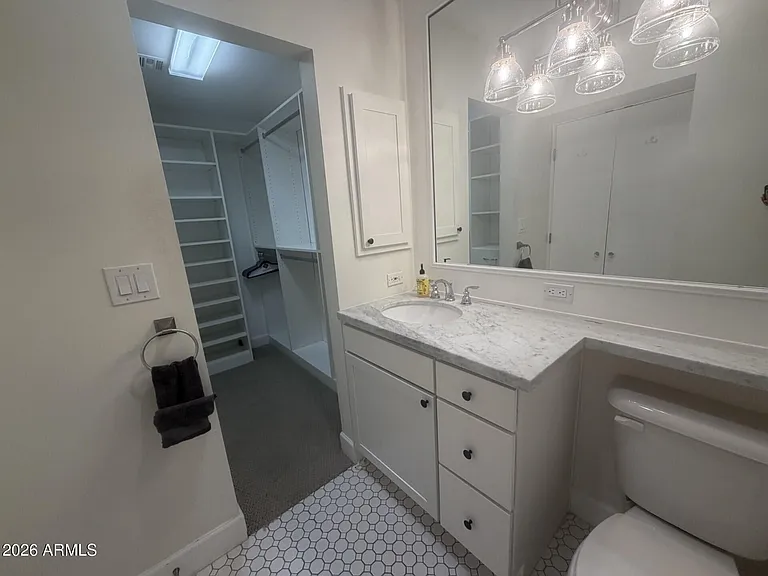 4061 E Campbell Ave — Photo 16