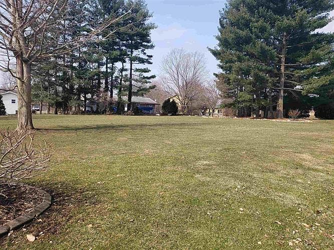 1st image of 52377 Briarcliff Ln