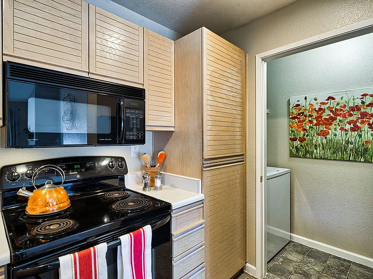 Adagio Apartment Homes — Photo 25
