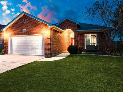 1200 Juniper Ln, Burleson, TX, 76028