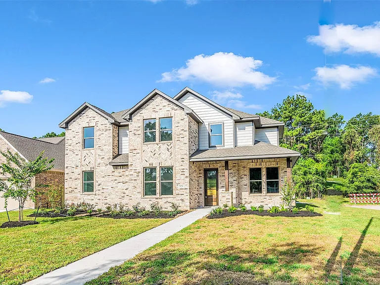 18219 Polo Meadow Dr — Photo 1
