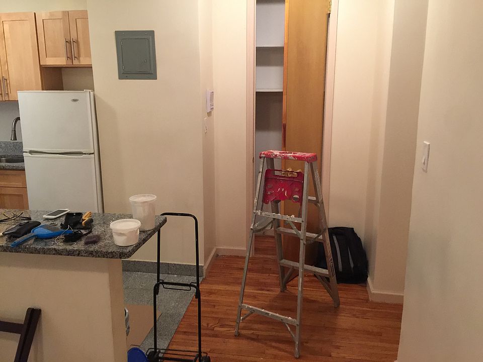 1st image of 506 W 213th St