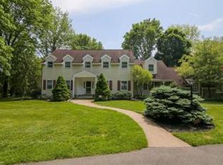 1476 Colesville Rd, Bethlehem, PA 18015