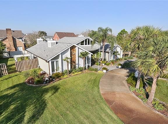 2nd image of 3612 Lake Timberlane Dr