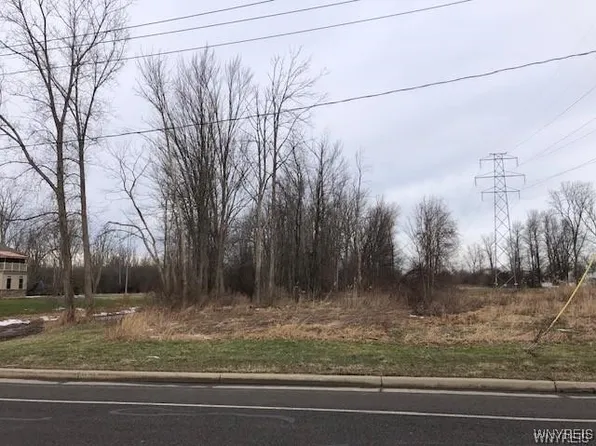 1010 Dodge Rd #12, Getzville, NY 14068