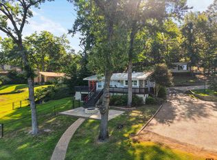 1907 E Lake Dr, Gladewater, TX 75647