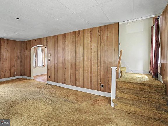 5th image of 744 Marienstein Rd