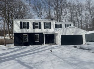 133 Hillary Dr, Rochester, NY 14624