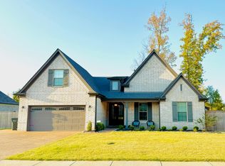170 Laurel Glen Dr, Oakland, TN 38060