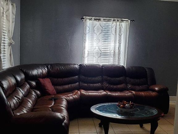 5th image of 720 W 13th St