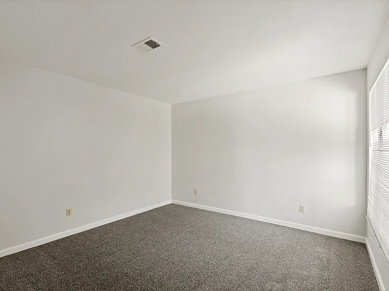 2249 Piccardo Cir — Photo 24
