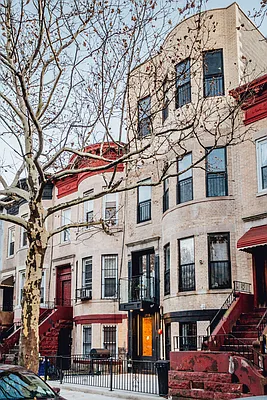 Rented by Nooklyn NYC LLC | media 2