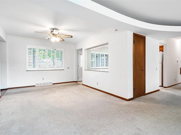 5th image of 9210 Ewers Dr