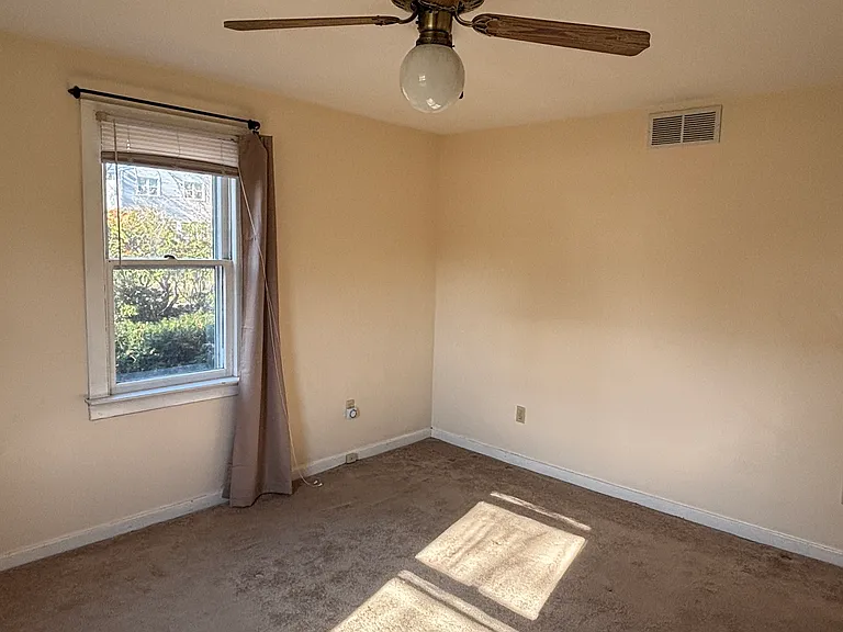 2510 New Albany Rd — Photo 13