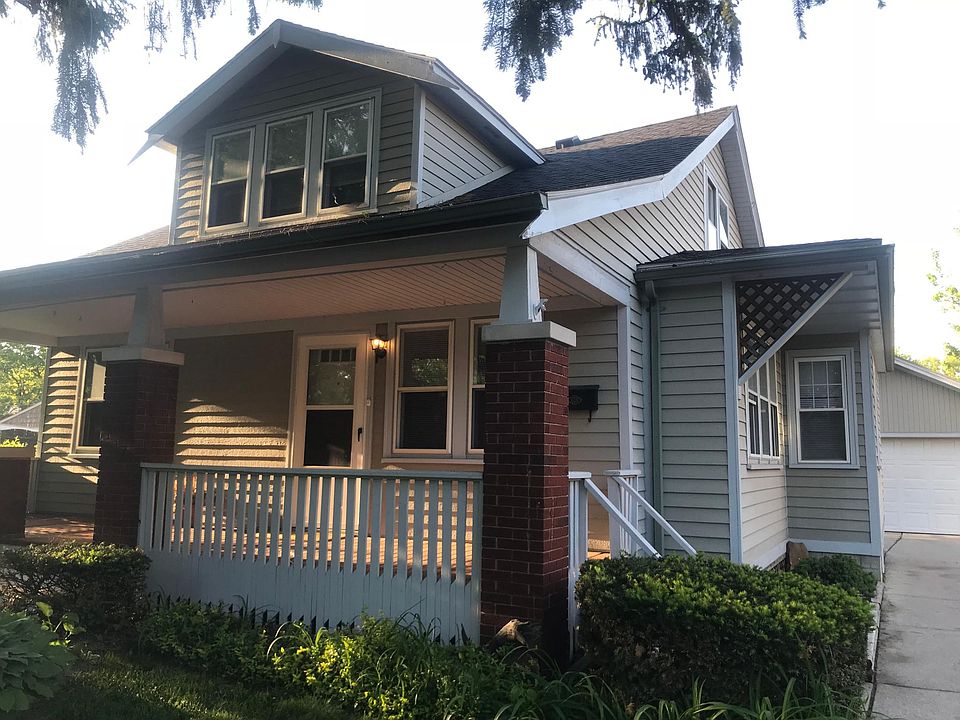 1st image of 21931 Ridgeway St #3136276144