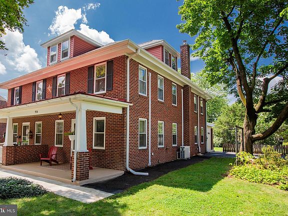 2nd image of 916 Landis Ave