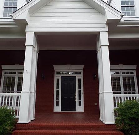 3rd image of 906 Old Barker Pl