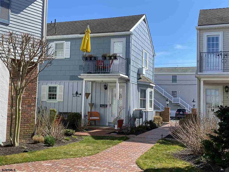 1st image of 600 Pleasure Ave APT 2
