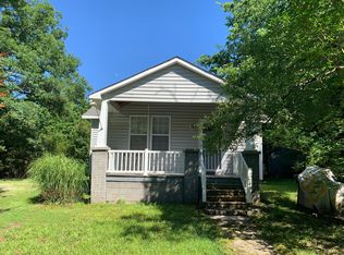 9015 Chester Rd, North Chesterfield, VA 23237