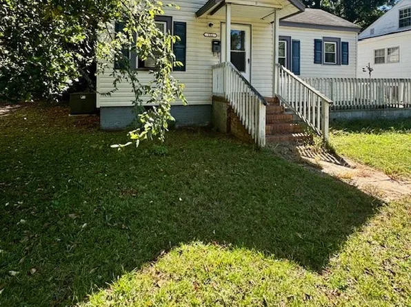 151 Kensington Cir, Fayetteville, NC 28301