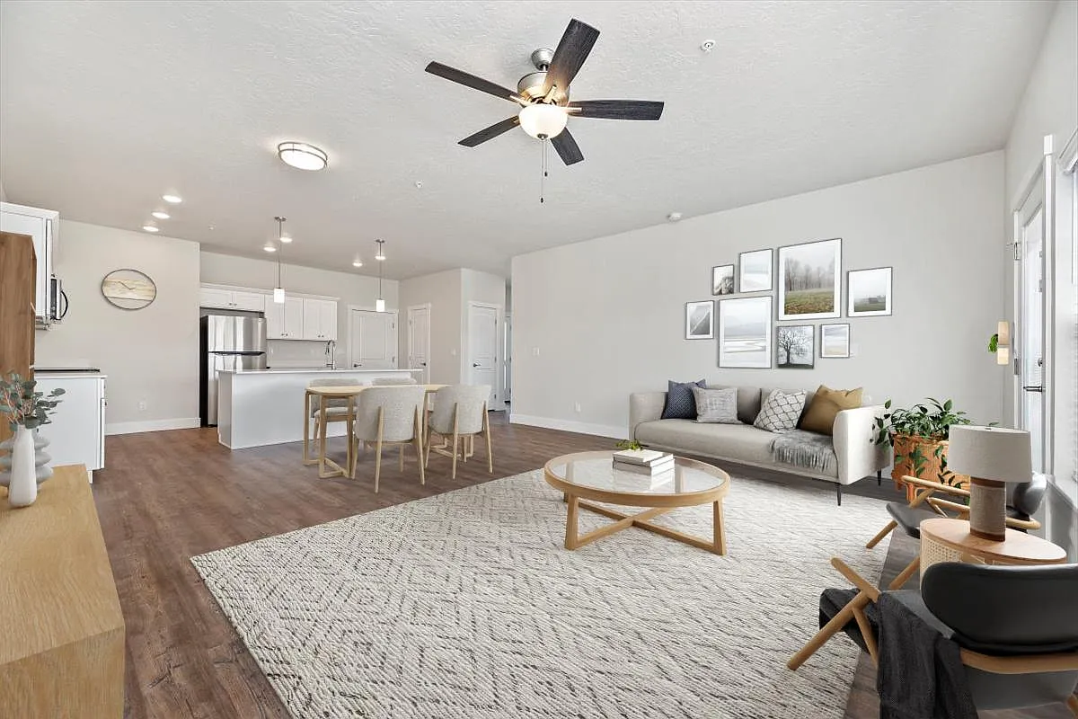 Ascent Townhomes — Photo 2