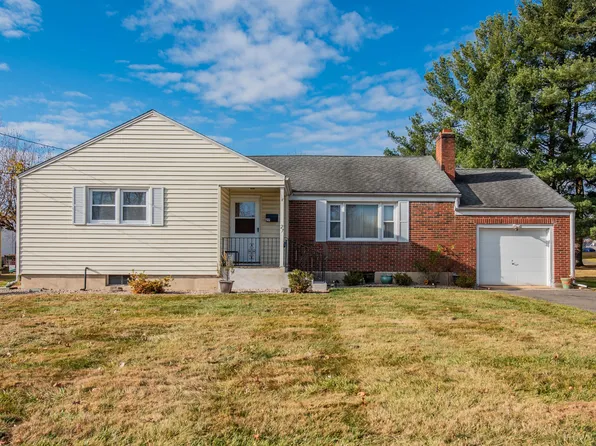 27 South Pembroke Street, Wethersfield, CT 06109