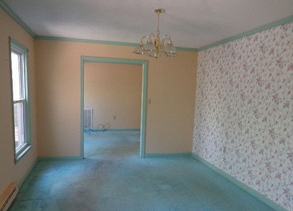 5th image of 355 Storey Creek Ln