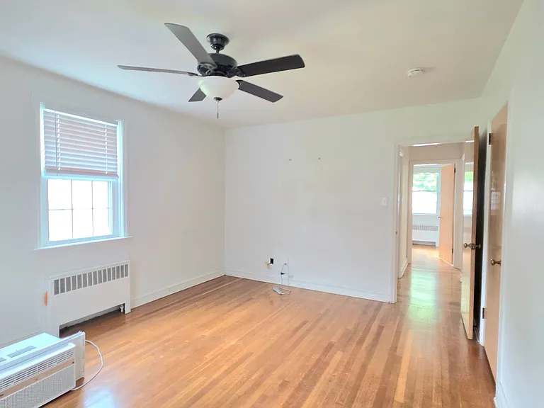 5 Imperial Dr — Photo 7