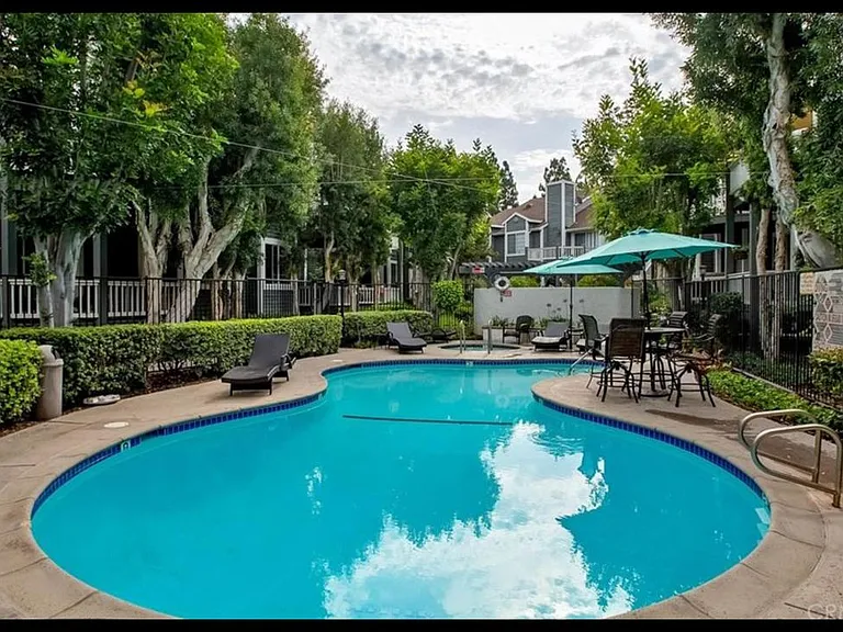 2330 Vanguard Way #A102 — Photo 27