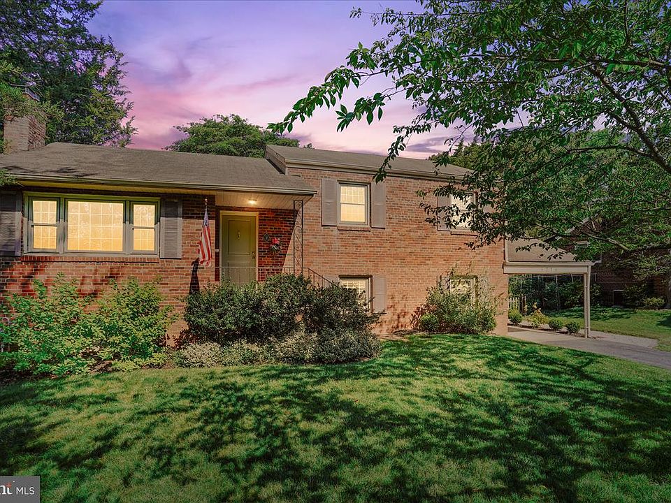 1st image of 8318 Ashwood Dr