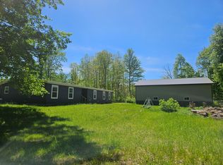 92 N Elm Ave, White Cloud, MI 49349
