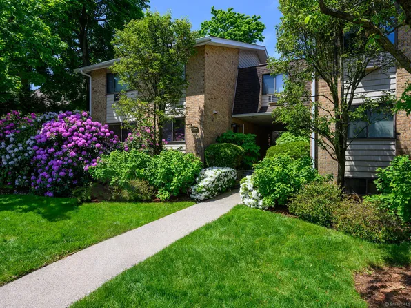 180 Glenbrook Road APT 63, Stamford, CT 06902