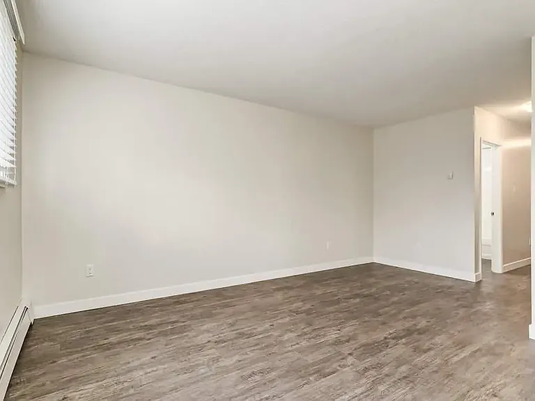 5905 47a Ave #15 — Photo 18