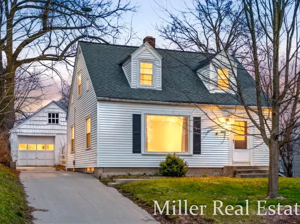 227 W Benson St, Hastings, MI 49058