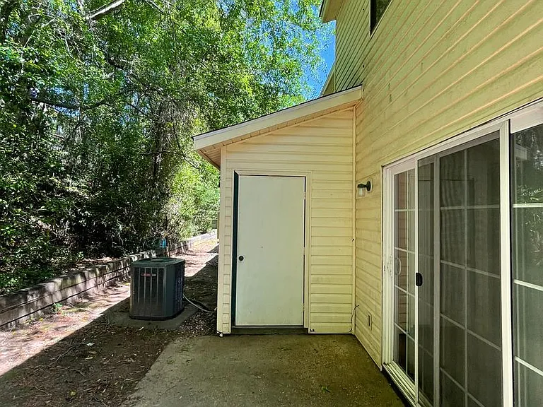 220 Candlebrook Dr — Photo 18